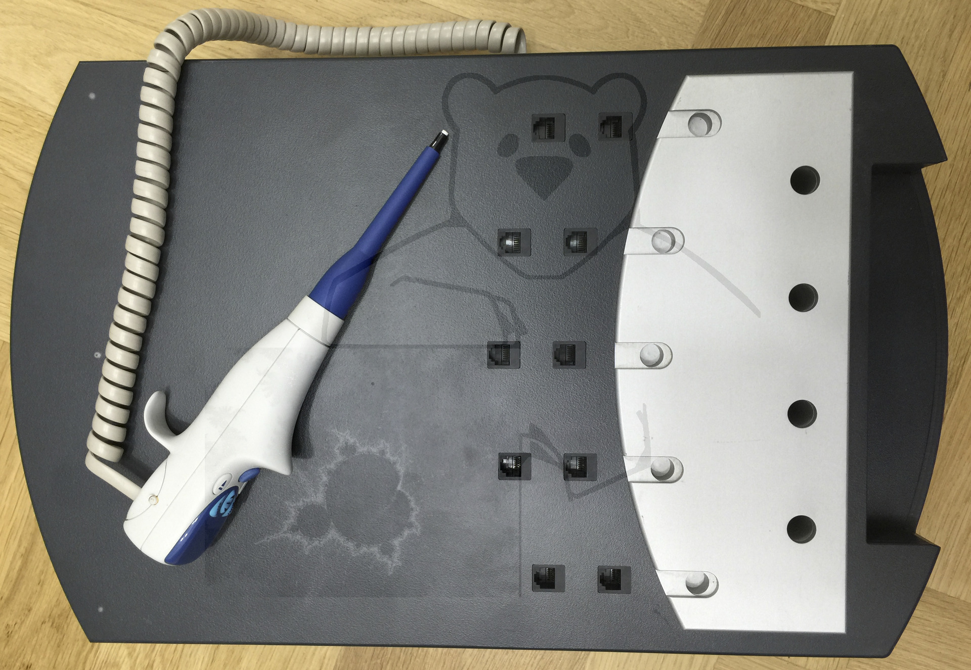 Entwicklung des Multiplate® - Einer der letzten Vorserien Geräte, die Anfang 2005 gebaut wurden. Auf diesem Gerät habe ich bis 2012 alle Softwareversionen sowie Installationsmaster getestet